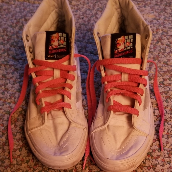 Rare Mario Bros Vans - Picture 3 of 9